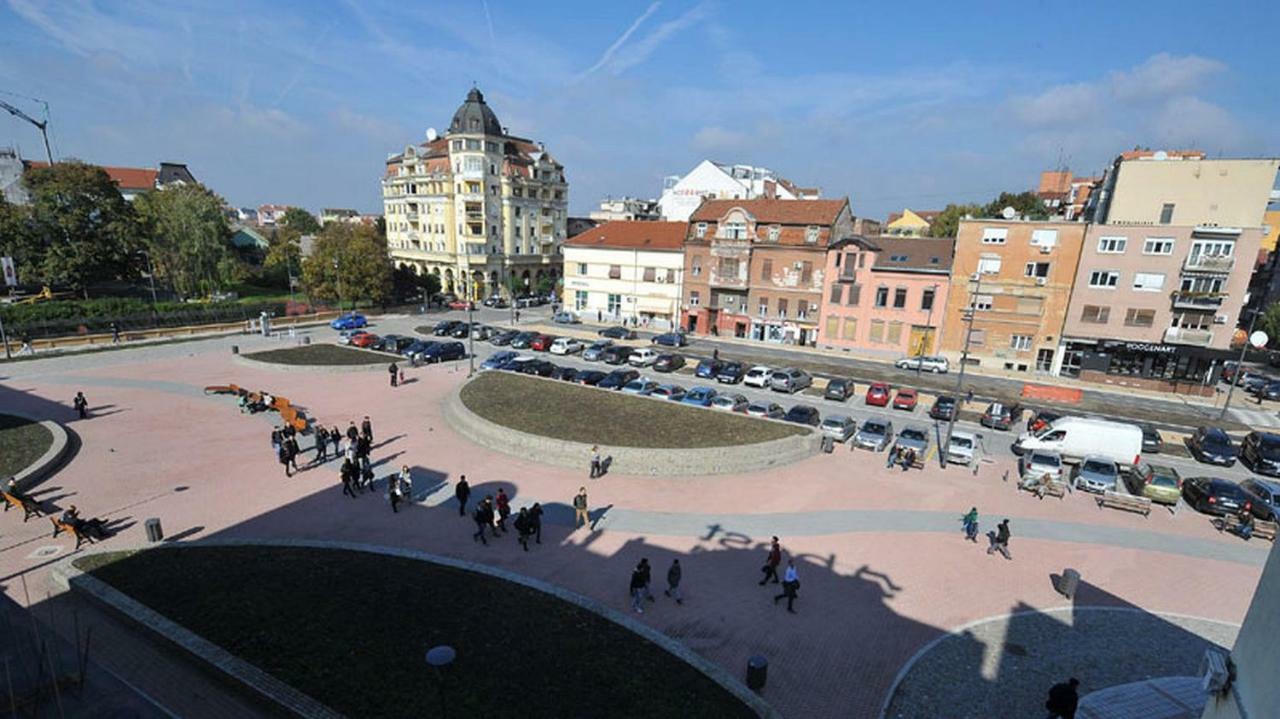 Centar Novi Sad-Studio No.4 المظهر الخارجي الصورة